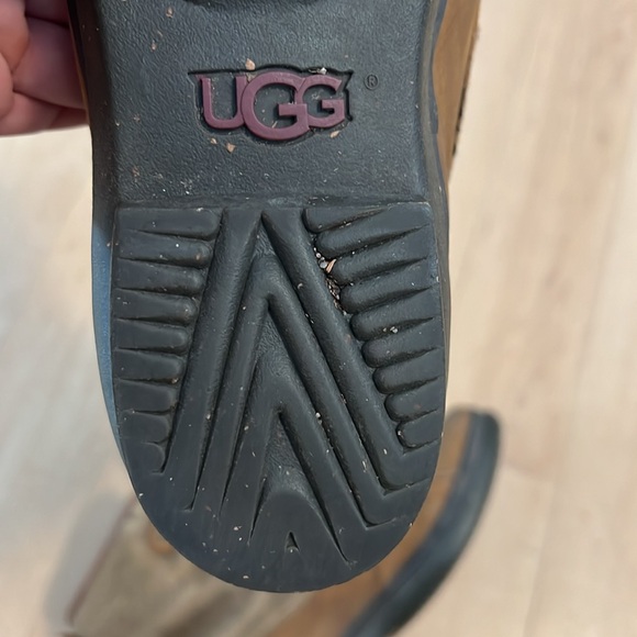 UGG Waterproof Boot Shearling Womens 7.5 - Picture 13 of 15